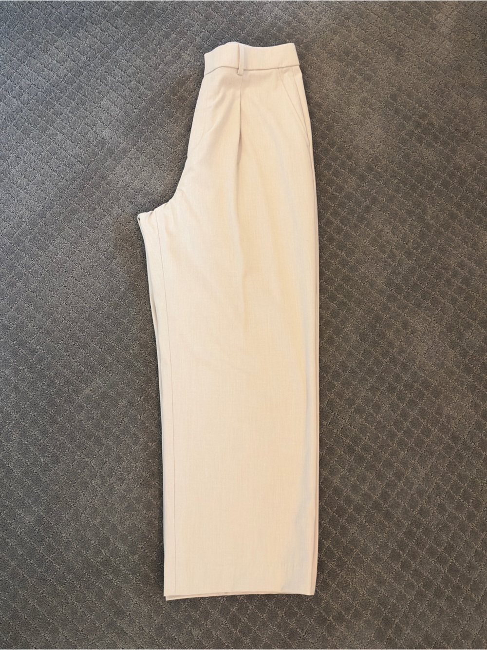 Uniqlo Off-White Wide-Leg Dress Pants - Picture 6 of 7